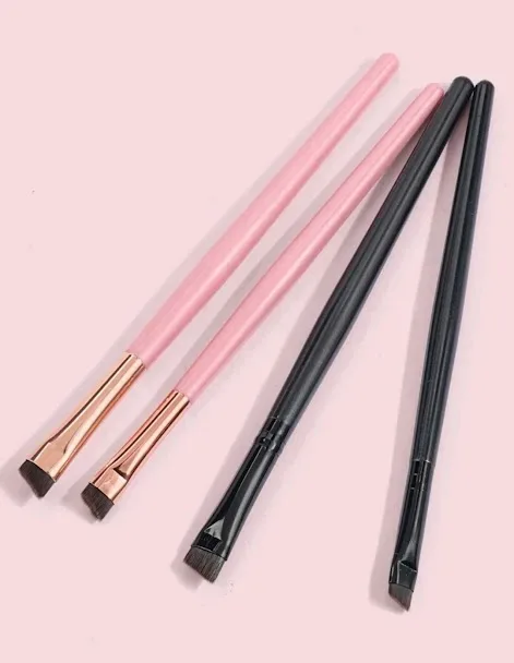 Set de brochas de maquillaje color rosa y negro