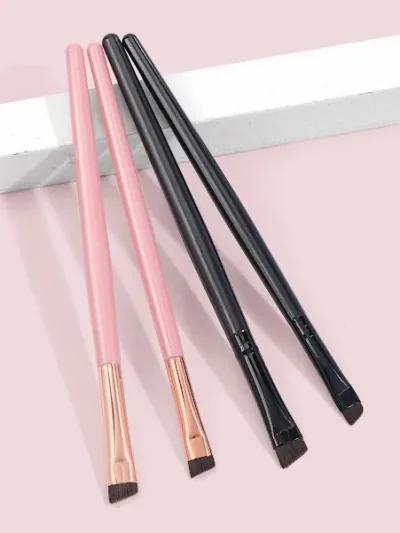 Set de brochas de maquillaje color rosa y negro
