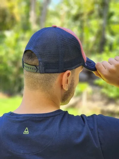 Gorra Hummer para caballero color rosa con azul