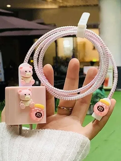Funda protectora para cargador color rosa diseño de ositos