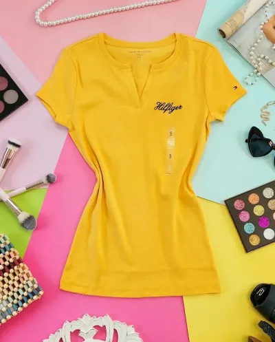 Camiseta Tommy Hilfiger para dama color amarillo