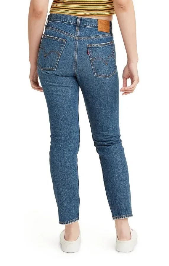 Jeans Levis para dama Wedgie 0110