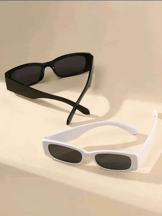 Set de lentes de sol para dama color blanco y negro.