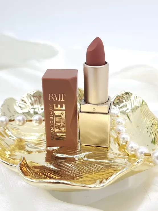 Labial matte en barra 01