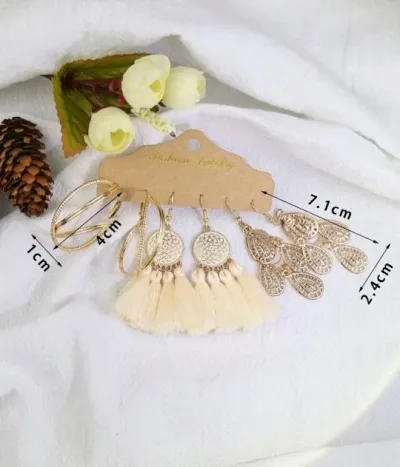Set de aretes para dama color dorado