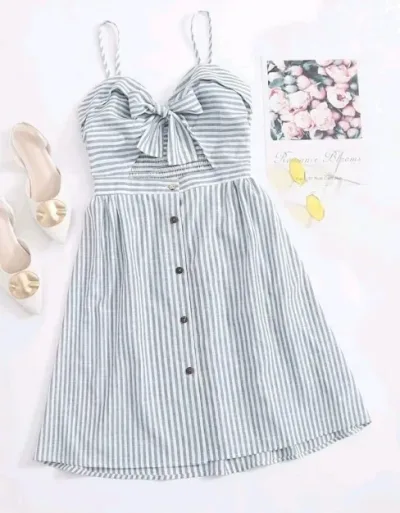Vestido para dama de rayas color gris y blanco detalle de lazo