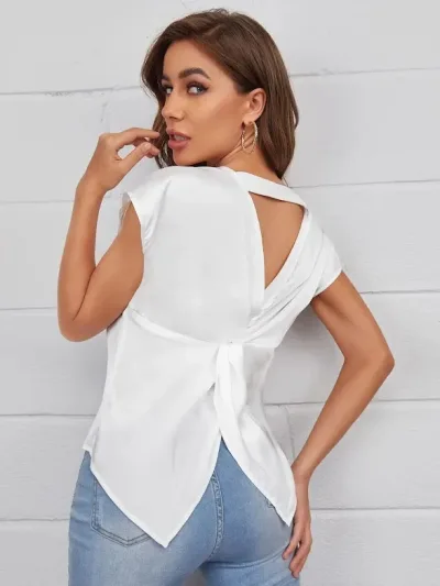 Blusa para dama color blanco de espalda girante con abertura