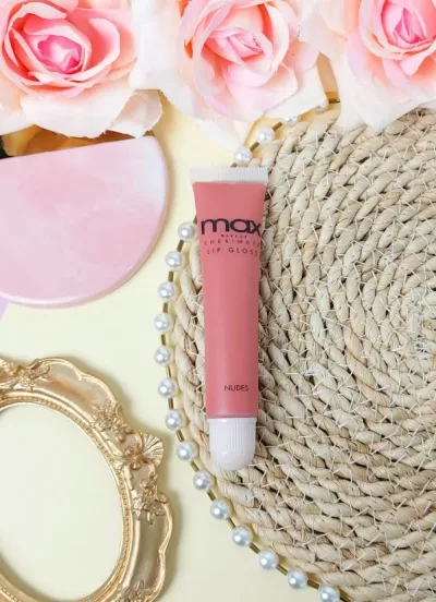 Lip gloss Max para dama color mocca 04