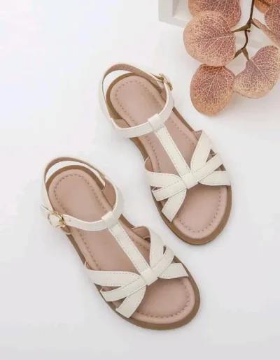 Sandalias para niña color blanco