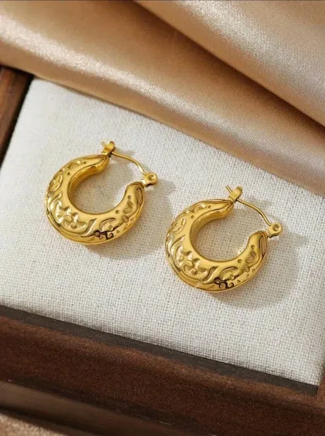 Argollas de acero inoxidable color dorado