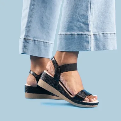 Sandalias Natural Karina Black para dama