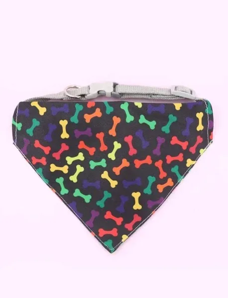 Pañuelo con diseño collar