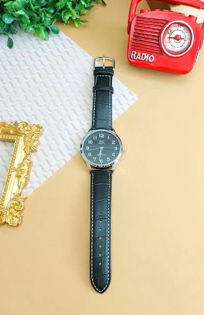 Reloj Q&Q para caballero color negro