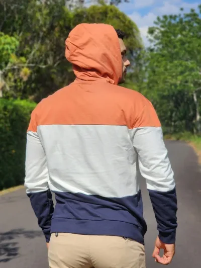 Suéter para caballero ESTIVANELI multicolor
