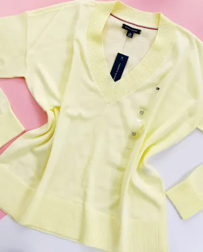 Sueter Tommy Hilfiger para Dama color amarillo