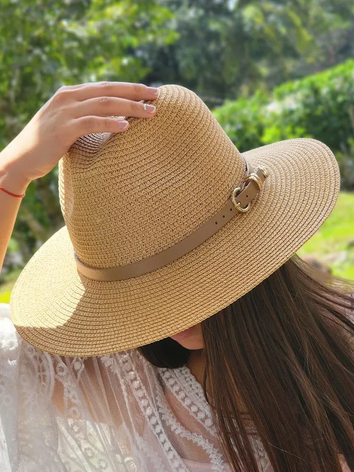 Sombrero para dama color café claro