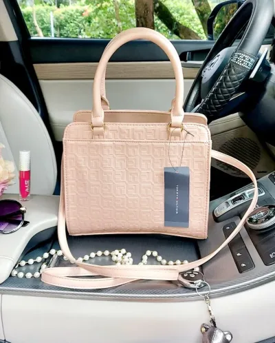 Bolso Tommy Hilfiger para dama color rosa