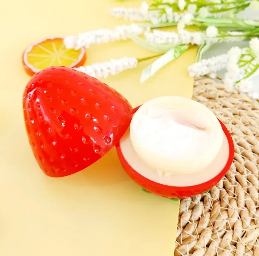 Crema de manos diseño de fresa