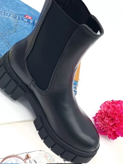 Botas Coral Cher All Black Pu