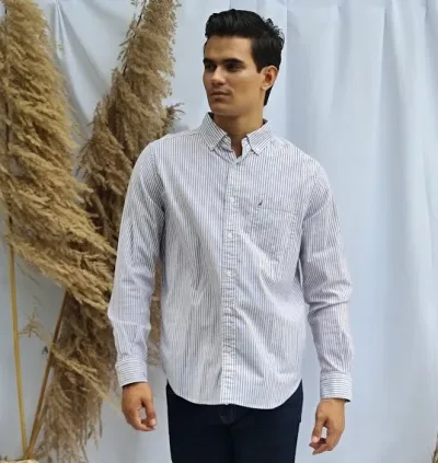 Camisa Naútica para caballero color rayas café y blanco