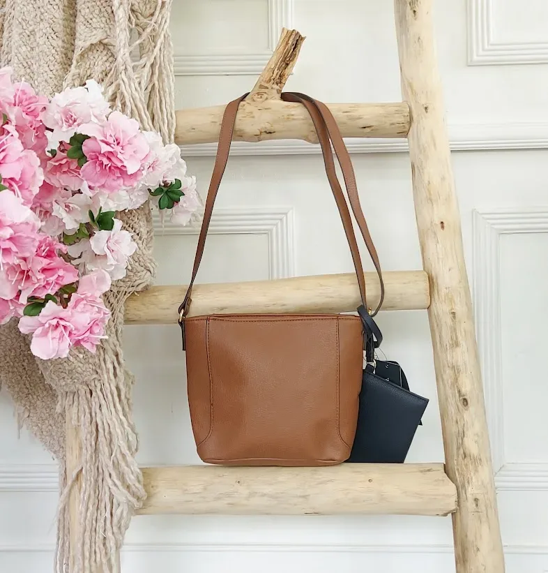 Bolso de hombro Tommy Hilfiger color café