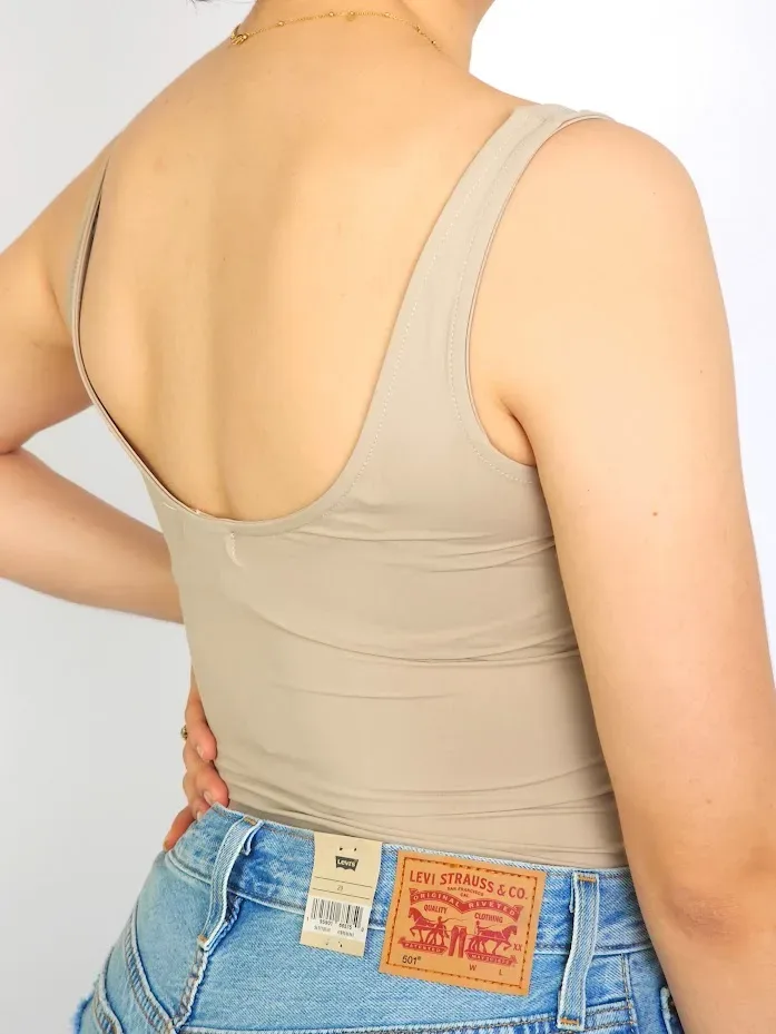Body para dama color beige oscuro