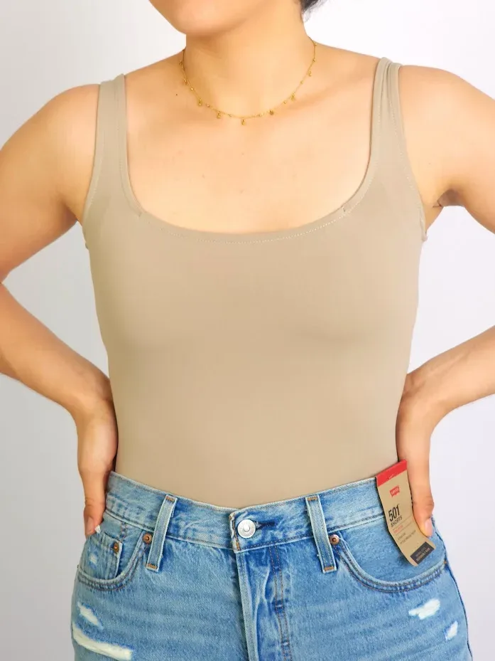 Body para dama color beige oscuro