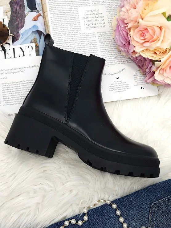 Botines Coral Chelsea Black Gloss