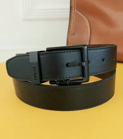 Faja Guess para caballero reversible café y negro