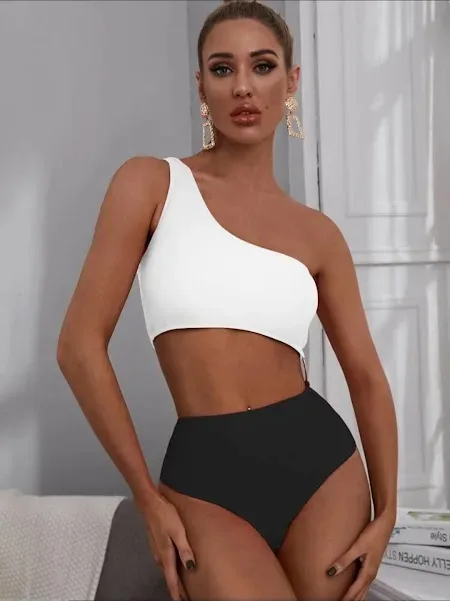 Vestido de baño para dama color blanco y negro