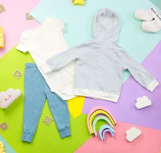 Conjunto Carter´s para niño color azul y blanco