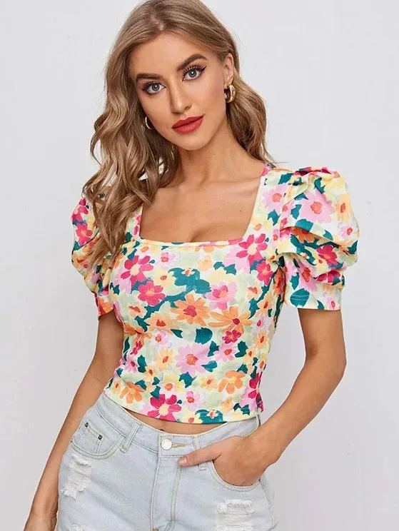 Blusa para dama con estampado floral de manga farol