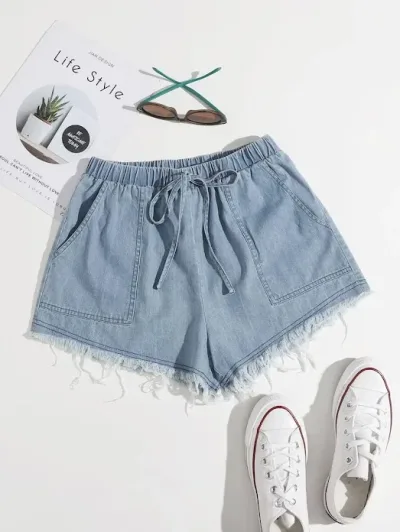 Short para dama bajo con bolsillo de cintura con nudo