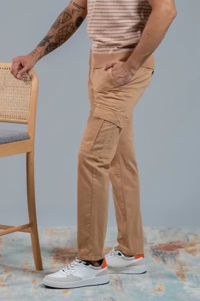 Pantalón cargo Estivaneli para caballero