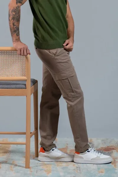 Pantalón cargo Estivaneli para caballero