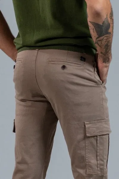 Pantalón cargo Estivaneli para caballero