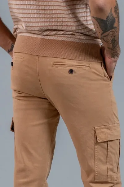 Pantalón cargo Estivaneli para caballero
