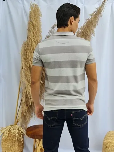 Camiseta Timberland para caballero color gris claro con franjas