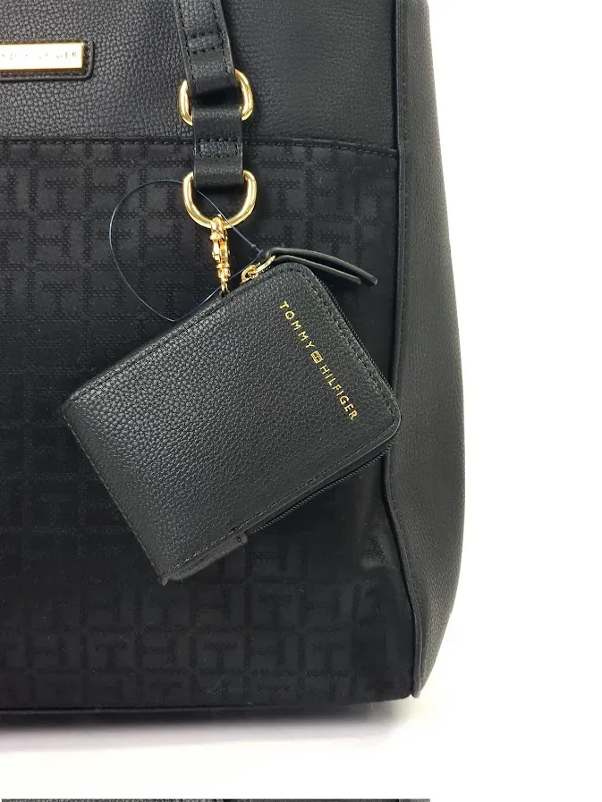 Bolso Tommy Hilfiger para dama color negro