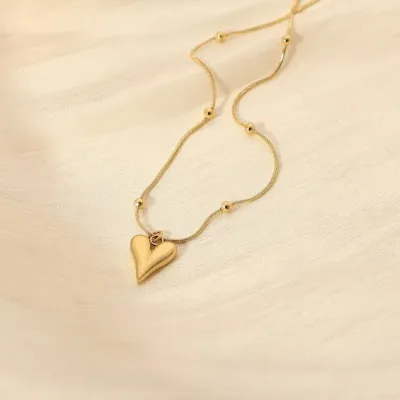 Collar de acero inoxidable para dama color dorado
