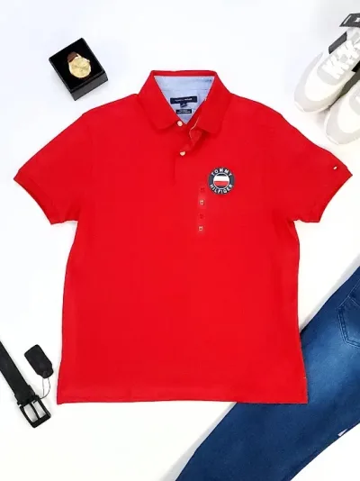 Camiseta Tommy Hilfiger para caballero rojo.