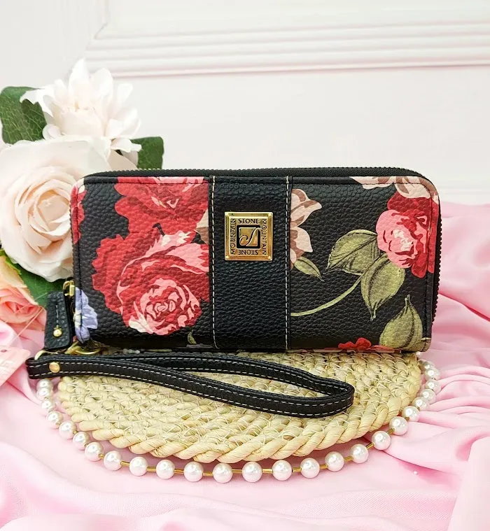 Cartera Stone Mountain Usa para dama diseño floral multicolor