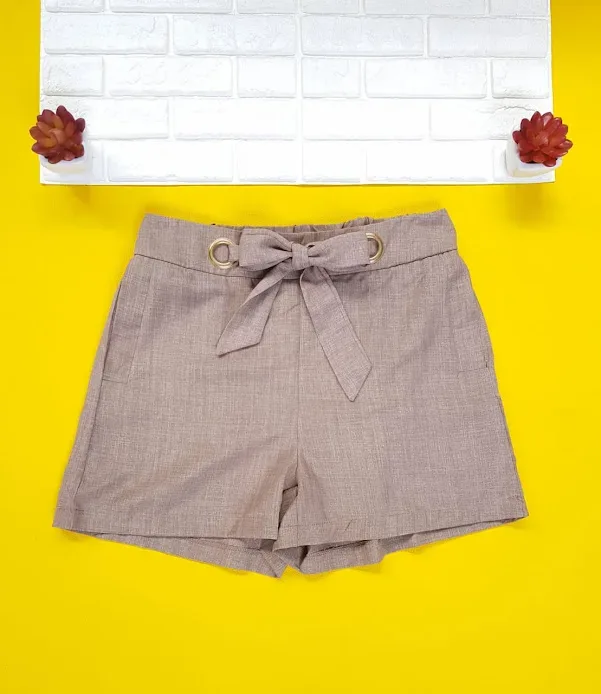 Short para dama color café claro