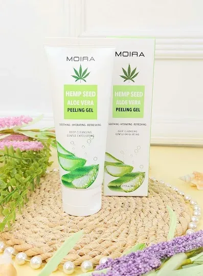 Gel de aloe vera y  semilla de cáñamo Cannabis Sativa y té verde MOIRA