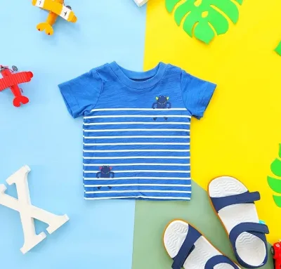 Camiseta para niño a rayas Carter's color Celeste