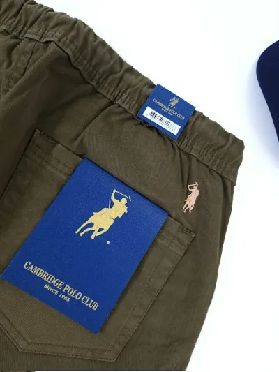 Short Cambridge Polo Club para caballero color verde musgo