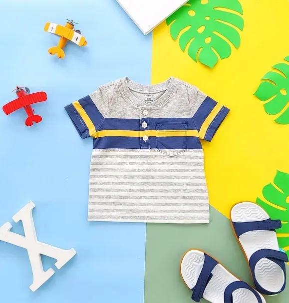 Camiseta para niño Carter's color gris