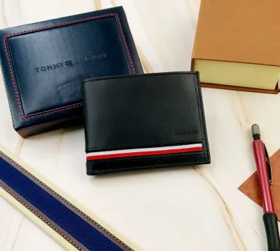 Billetera Tommy Hilfiger color negro