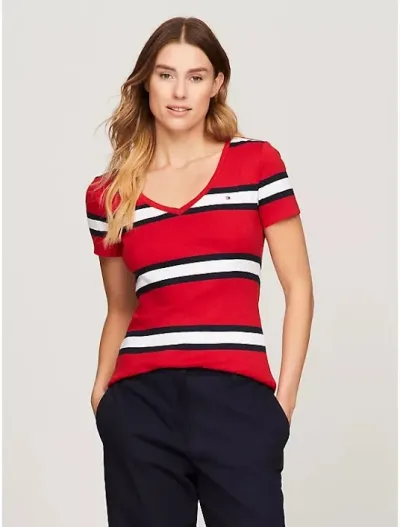 Camiseta Tommy Hilfiger para dama diseño rayas