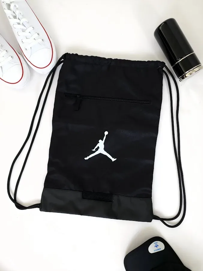 Bolso Jordan para caballero color negro